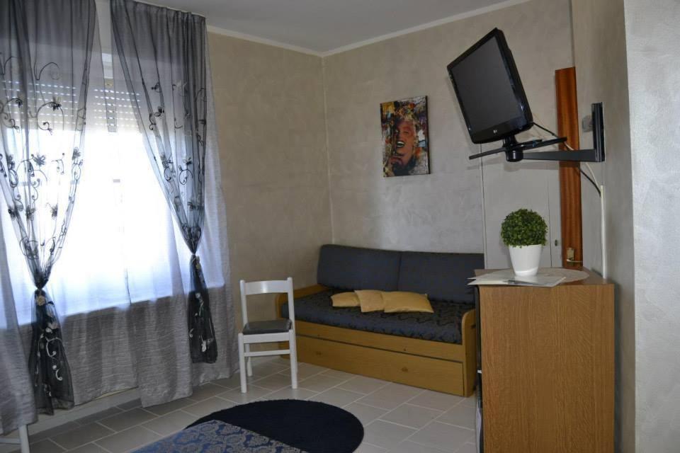 Hotel Eden Osio Sotto Cameră foto